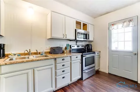 500 S Warner St, Forest, OH 45843 photo 13
