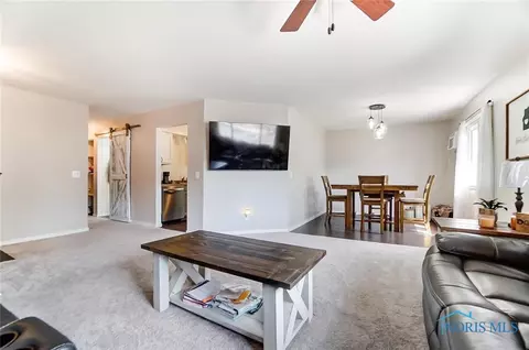 500 S Warner St, Forest, OH 45843 photo 9