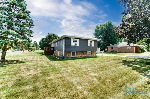 500 S Warner St, Forest, OH 45843 photo 2