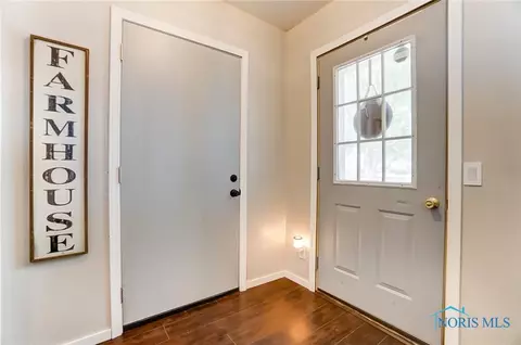 500 S Warner St, Forest, OH 45843 photo 5