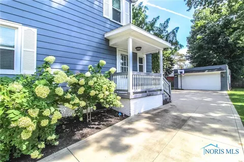543 Robindale Ave, Oregon, OH 43616 photo 33