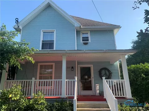 213 E Crocker St, Bradner, OH 43406 photo 1