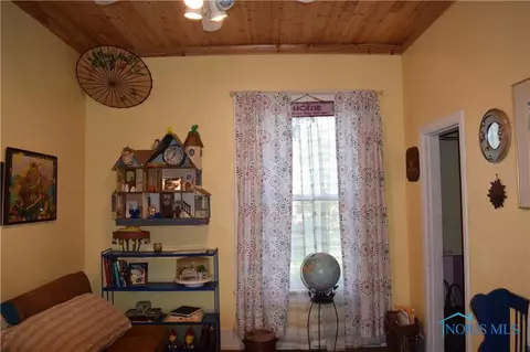 213 E Crocker St, Bradner, OH 43406 photo 11