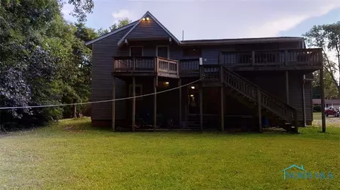 466 Lake Shore Dr, Willard, OH 44890 photo 4