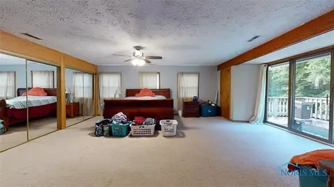 466 Lake Shore Dr, Willard, OH 44890 photo 22
