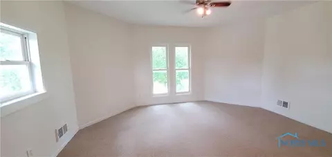 303 S Pine St, Deshler, OH 43516 photo 15