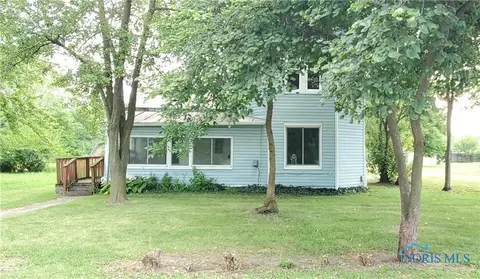 303 S Pine St, Deshler, OH 43516 photo 1
