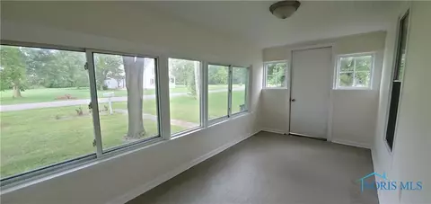 303 S Pine St, Deshler, OH 43516 photo 5