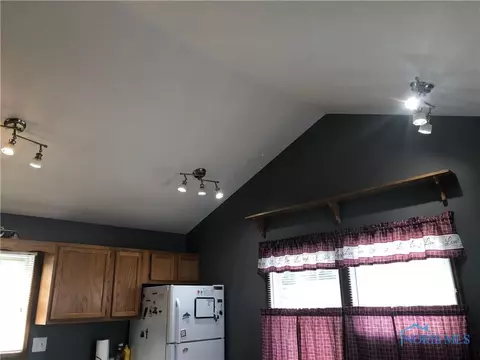 211 N Union St, Edon, OH 43518 photo 14