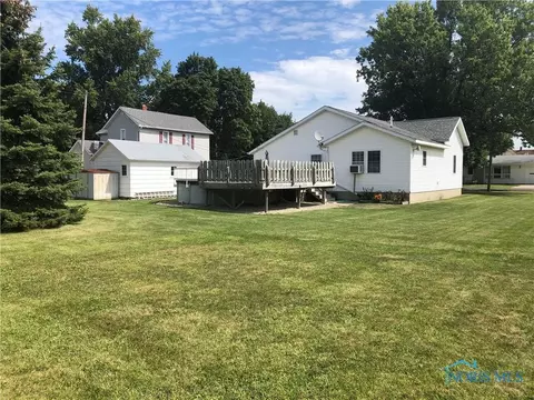 211 N Union St, Edon, OH 43518 photo 6