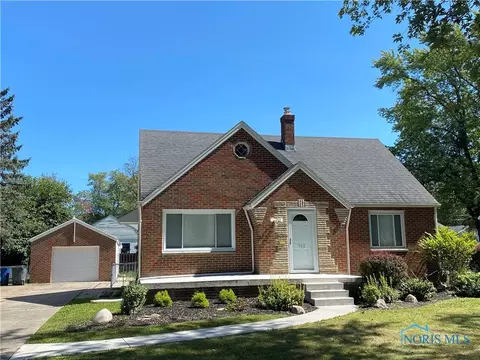 702 Continental Blvd, Toledo, OH 43607 photo 1