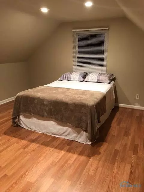 702 Continental Blvd, Toledo, OH 43607 photo 12