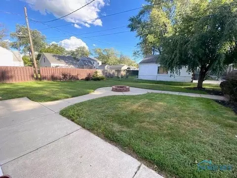 702 Continental Blvd, Toledo, OH 43607 photo 27