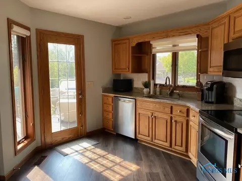 134 Deerfield Cir, Bryan, OH 43506 photo 7