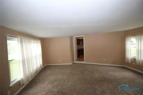 206 Harrison Ave, Walbridge, OH 43465 photo 31
