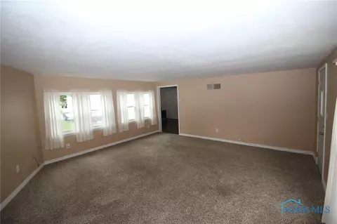 206 Harrison Ave, Walbridge, OH 43465 photo 30