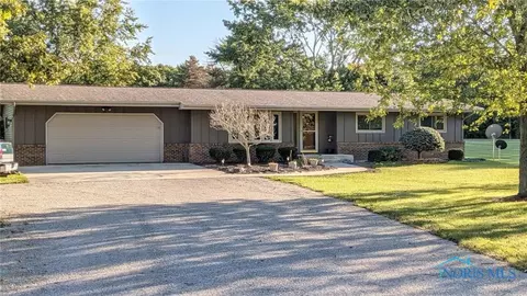 8596 County Road C, Bryan, OH 43506 photo 1