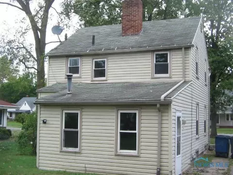 621 Secor Rd, Toledo, OH 43607 photo 2