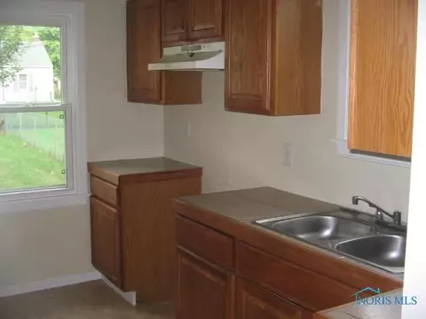 621 Secor Rd, Toledo, OH 43607 photo 17