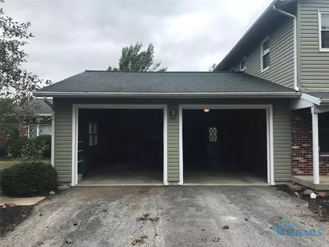 970 W Maple St, Clyde, OH 43410 photo 11