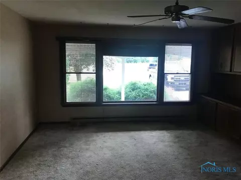 970 W Maple St, Clyde, OH 43410 photo 32