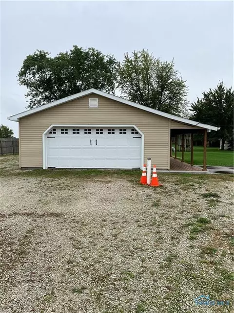 5463 Keller Rd, Walbridge, OH 43465 photo 7