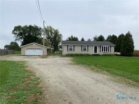 5463 Keller Rd, Walbridge, OH 43465 photo 4