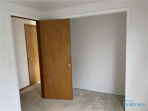 5463 Keller Rd, Walbridge, OH 43465 photo 22