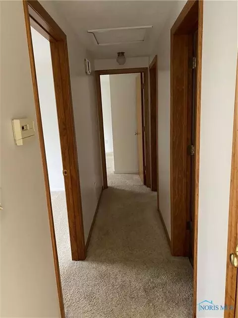 5463 Keller Rd, Walbridge, OH 43465 photo 16
