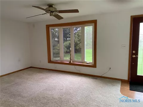 5463 Keller Rd, Walbridge, OH 43465 photo 15