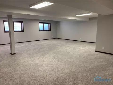 1302 Cobblestone Rd, Bryan, OH 43506 photo 36
