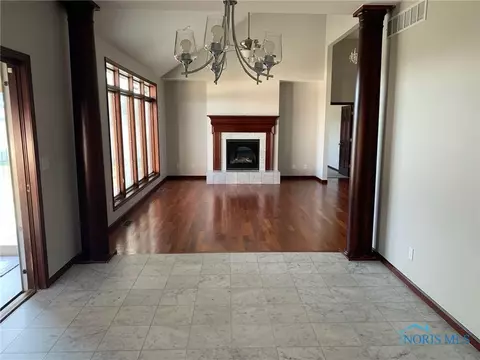 1302 Cobblestone Rd, Bryan, OH 43506 photo 6