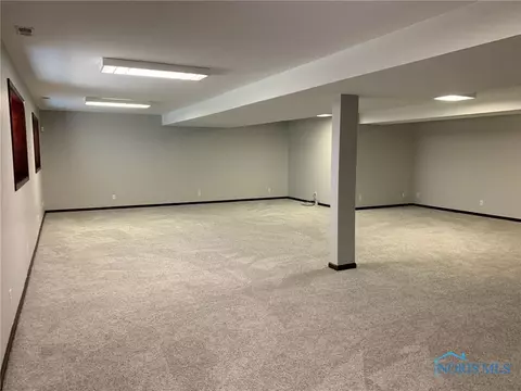 1302 Cobblestone Rd, Bryan, OH 43506 photo 35