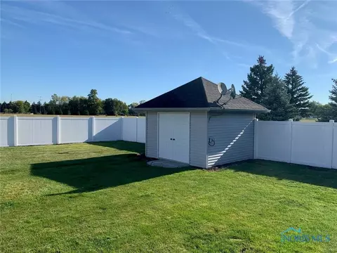 1302 Cobblestone Rd, Bryan, OH 43506 photo 42