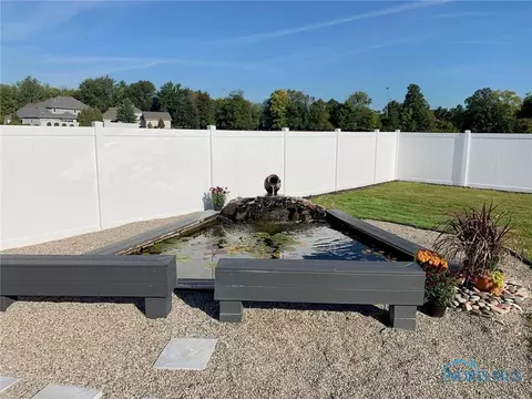 1302 Cobblestone Rd, Bryan, OH 43506 photo 41