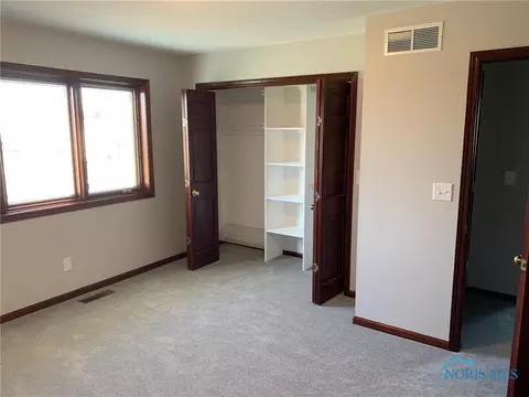 1302 Cobblestone Rd, Bryan, OH 43506 photo 32