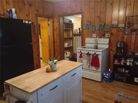 832 W Perry St, Paulding, OH 45879 photo 12
