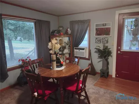 832 W Perry St, Paulding, OH 45879 photo 8