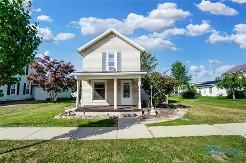 104 E 8th St, Sycamore, OH 44882 photo 1