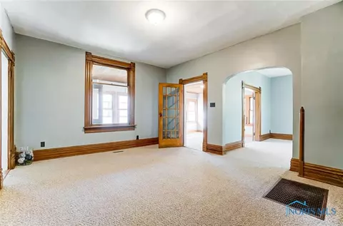 436 N Simon St, Ada, OH 45810 photo 11