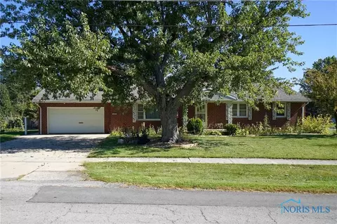 1235 Brookside Dr, Findlay, OH 45840 photo 2