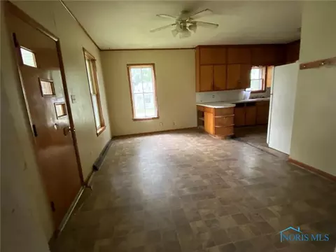 112 E Short St, Stryker, OH 43557 photo 6