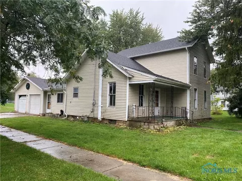 112 E Short St, Stryker, OH 43557 photo 2