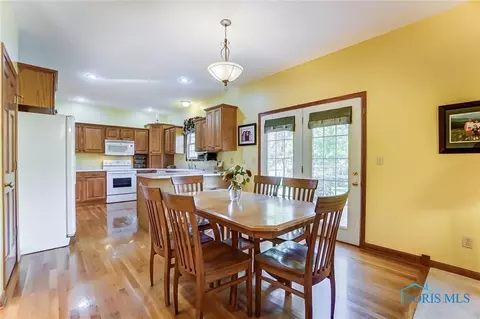 762 Timberview Dr, Findlay, OH 45840 photo 8