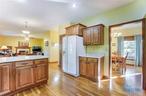 762 Timberview Dr, Findlay, OH 45840 photo 13