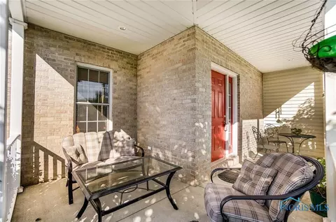 762 Timberview Dr, Findlay, OH 45840 photo 2