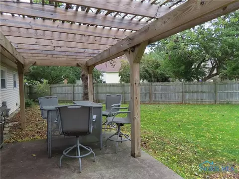 600 Taylor Rd, Bryan, OH 43506 photo 5