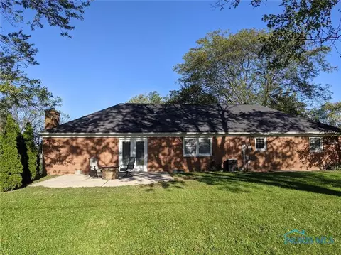 1701 Cherry Ln, Findlay, OH 45840 photo 4
