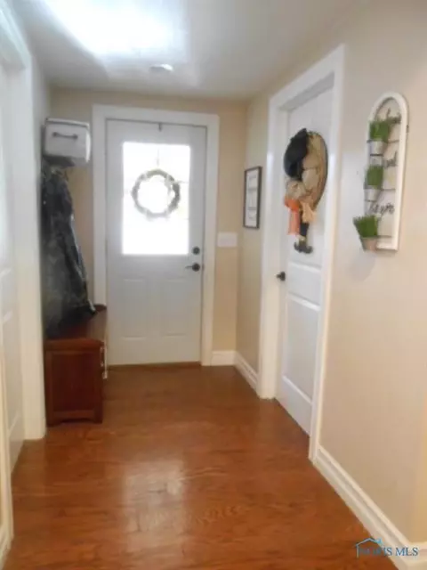408 E Liberty St, Leipsic, OH 45856 photo 21