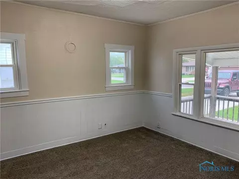 706 E Wayne St, Paulding, OH 45879 photo 8